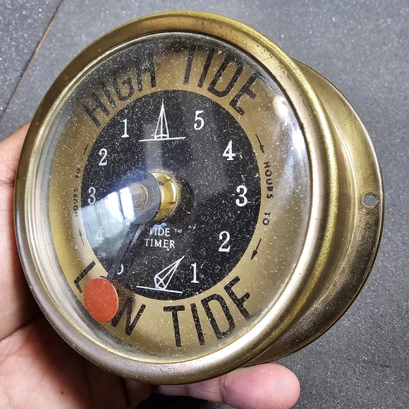 Brass High Tide Low Tide Tide Timer Quartz Working Missing Back sold as is shows - Picture 5 of 9